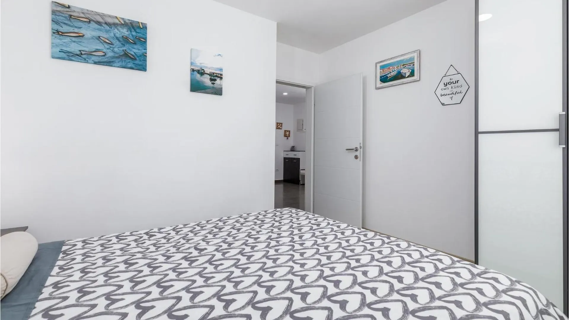 Nice Home In Valbandon With Jacuzzi 0*,  Croatia